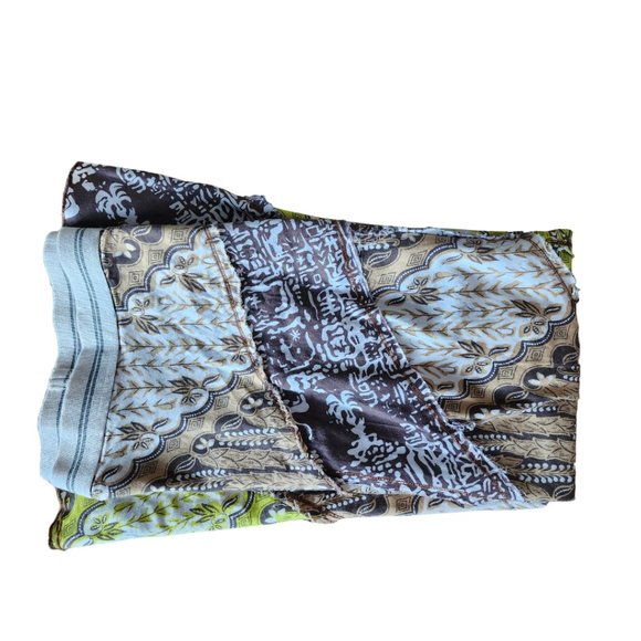 Anthropologie Tiny Cotton Floral Skirt Folded - Picture 5 of 11